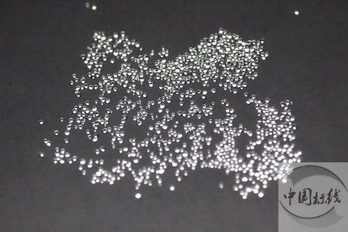 夏县金属表面处理厂喷砂玻璃微珠清理